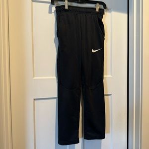 Nike boys medium dry fit black pants